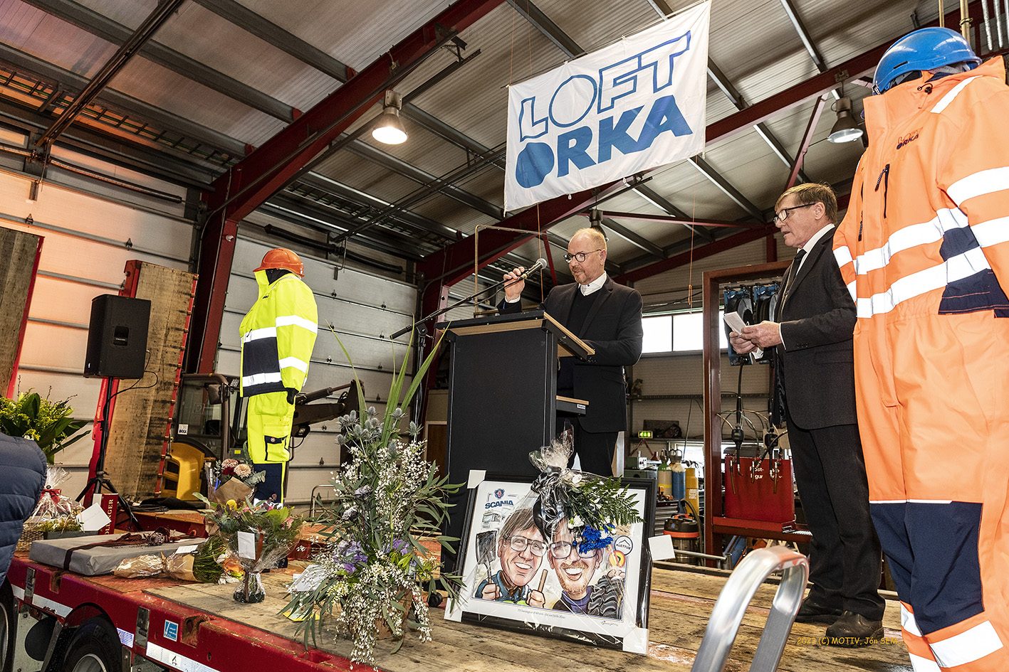 Gestir og starfsfólk í 60 ára afmæli félagsins árið 2022.